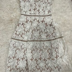 THE WHITE LACE DRESS MICHAEL KORS